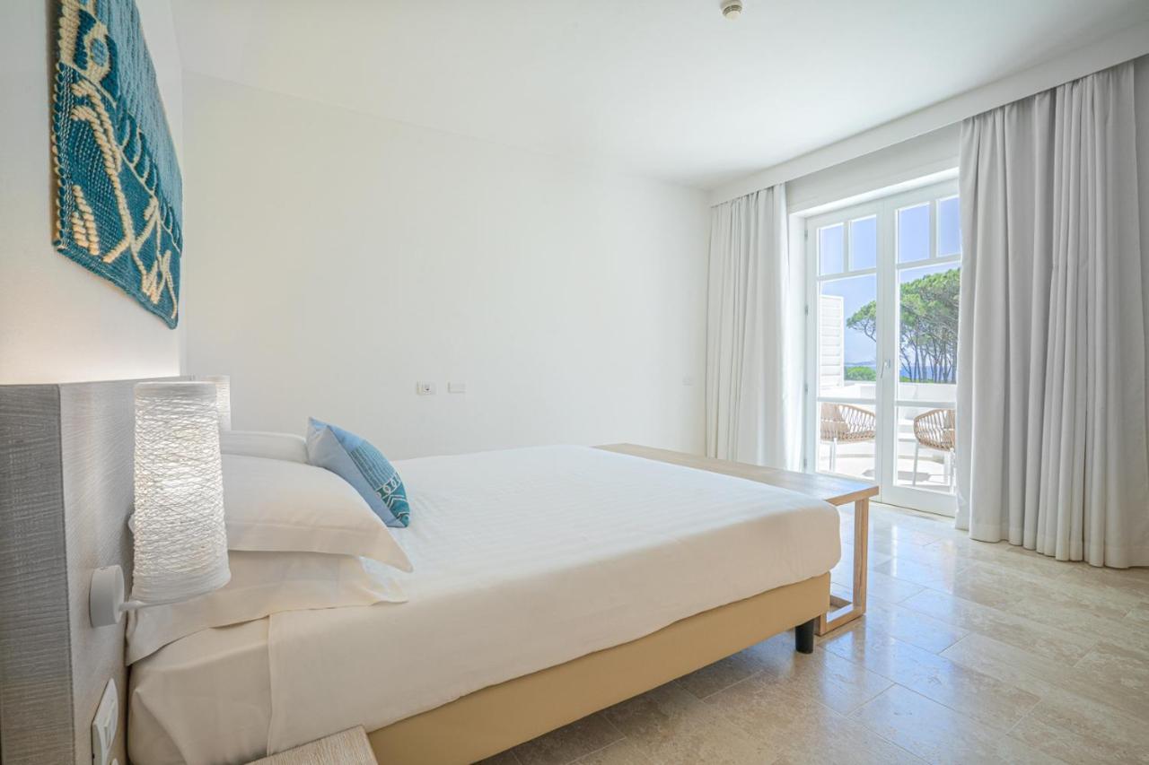 Felix Hotels - Hotel La Coluccia Санта-Тереза-Галлура Экстерьер фото