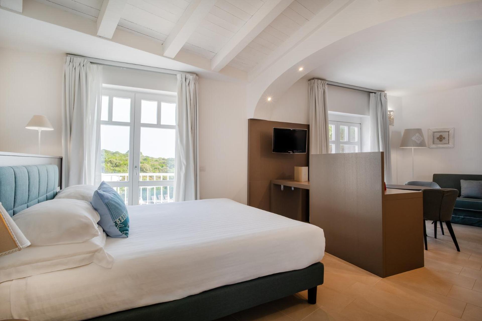 Felix Hotels - Hotel La Coluccia Санта-Тереза-Галлура Экстерьер фото